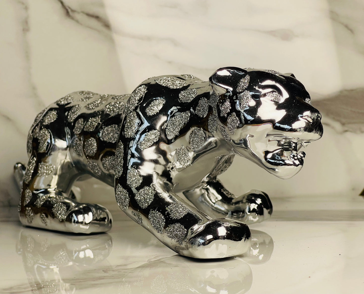 Ceramic Leopard Figurine – Luxury Silver Finish Home Decor