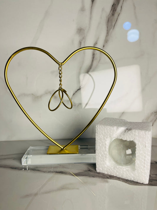 Heart-Shaped Metal & Crystal Ornament – Elegant Home Decor